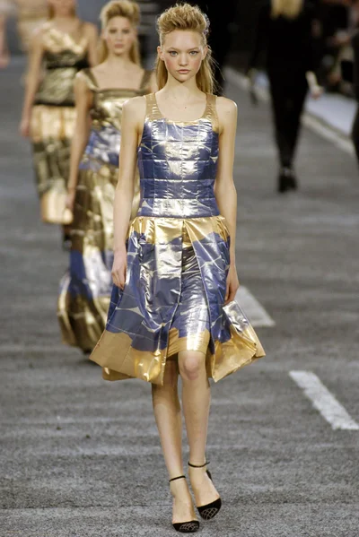 Look 60